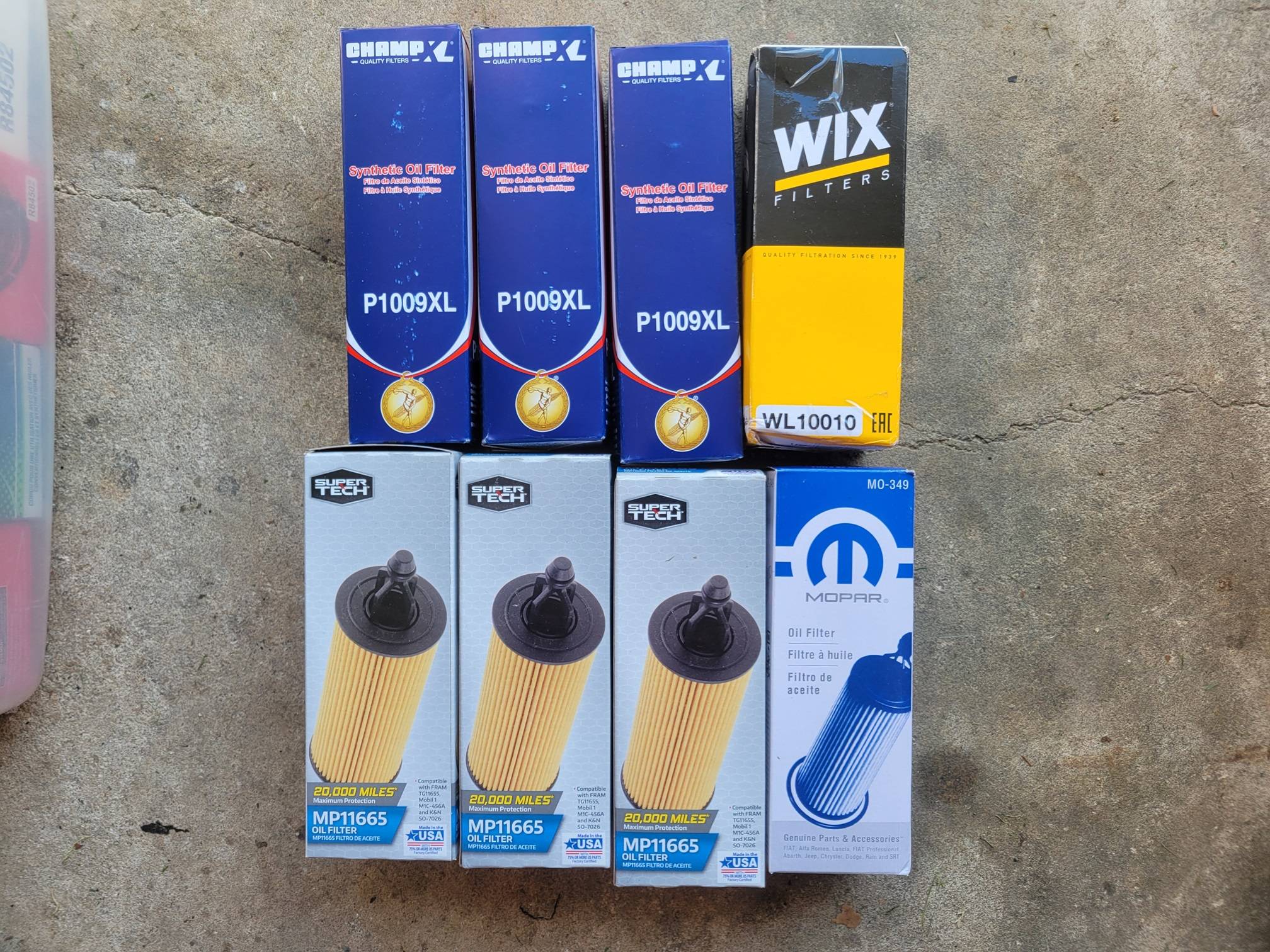 Jeep Gladiator 8ea Pentastar 3.6L Oil Filters $25 Shipped. 20240407_161953