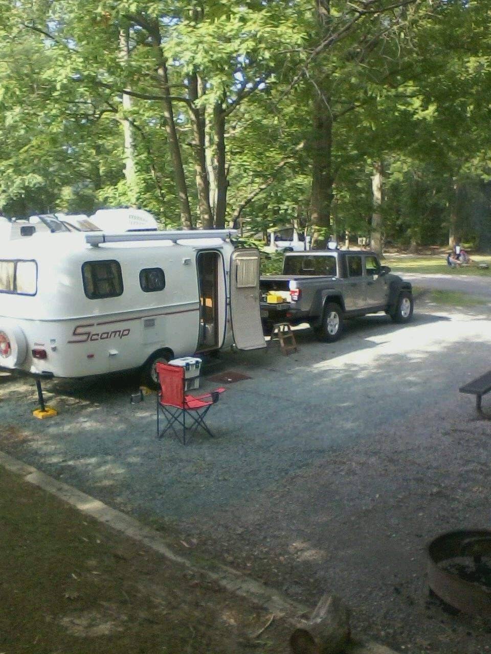 Jeep Gladiator Show us what camper / trailer / RV you're towing with your JT Camp (2)