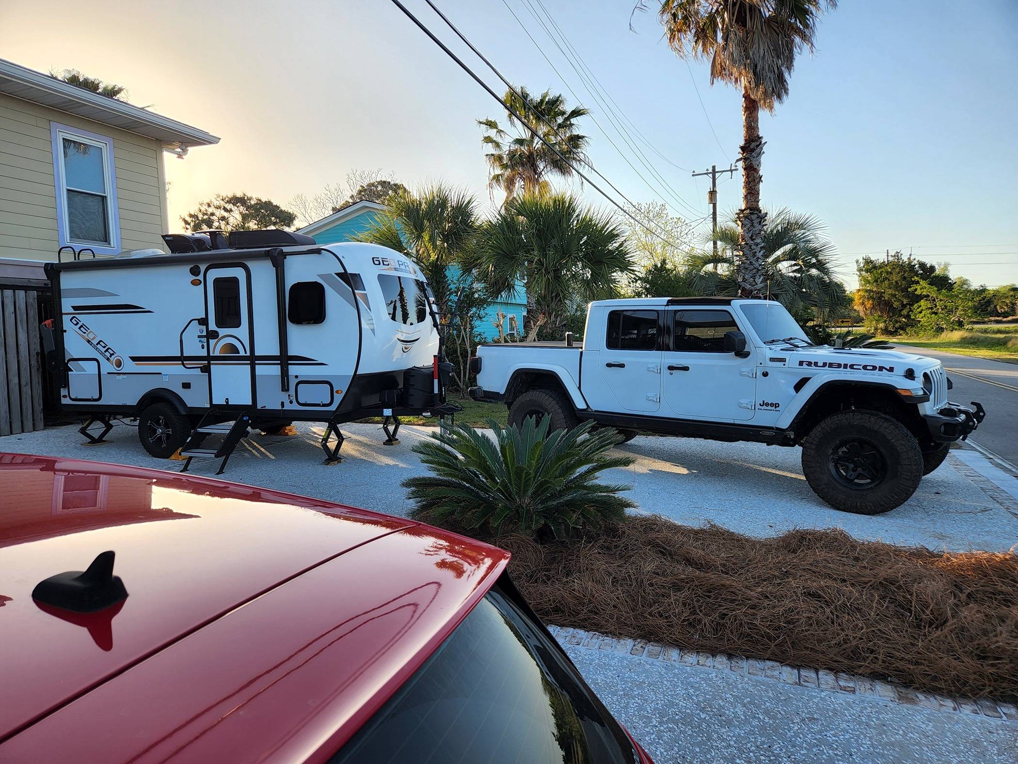 Jeep Gladiator Show us what camper / trailer / RV you're towing with your JT 1712584092360-n