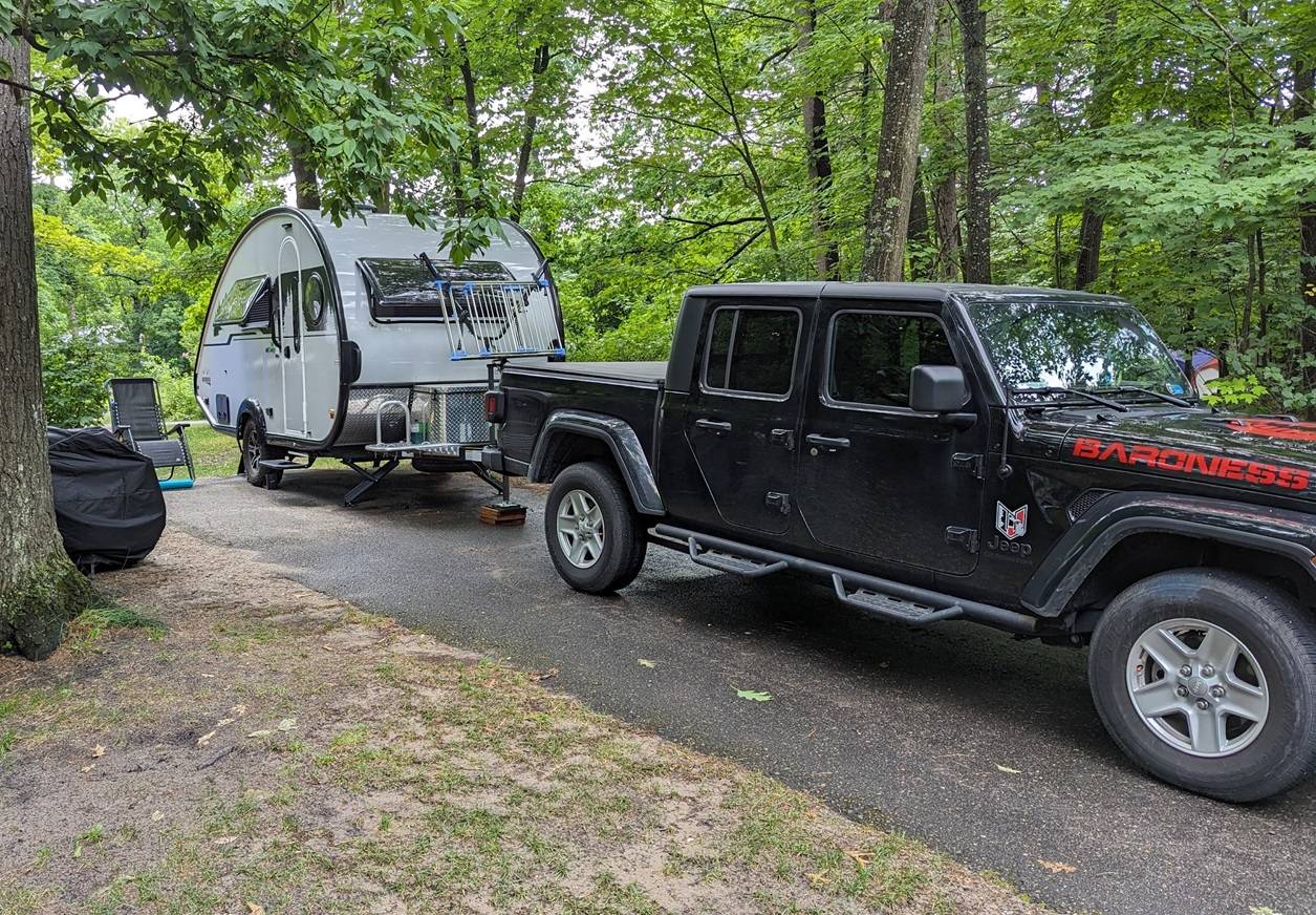 Jeep Gladiator Show us what camper / trailer / RV you're towing with your JT PXL_20230714_175037817