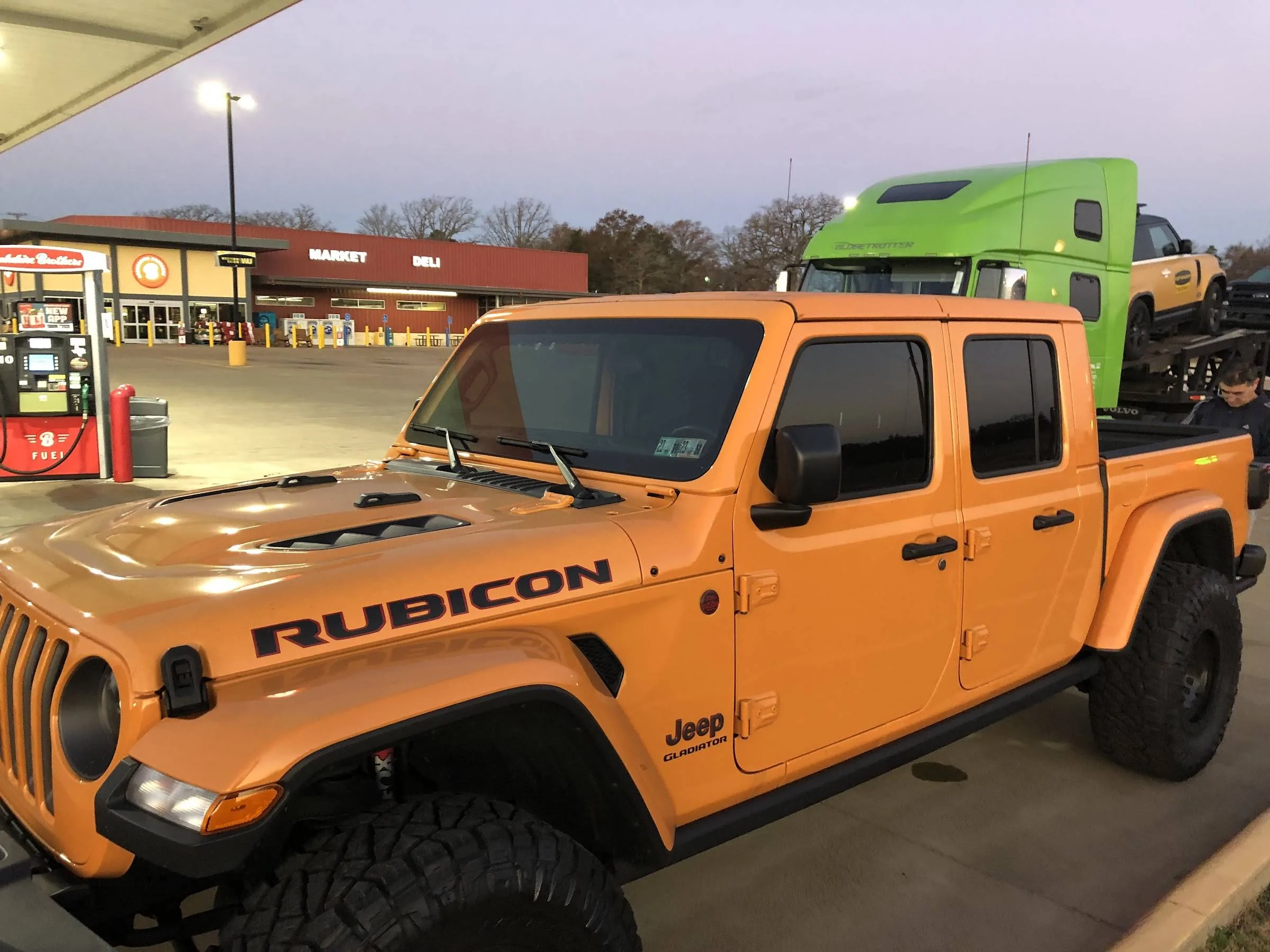 Jeep Gladiator Best dealer to help find my specific Gladiator? u7Qi7mjDXaePmtHcyJkLQdPq1bPpudF8W1lkTQZPpSsi=w2400