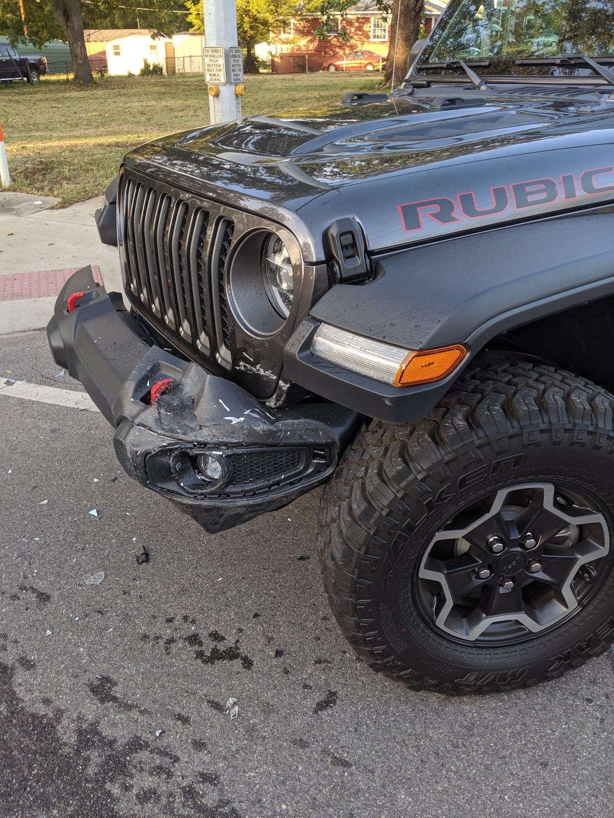 Jeep Gladiator Welp that was quick.... MVIMG_20191007_173734