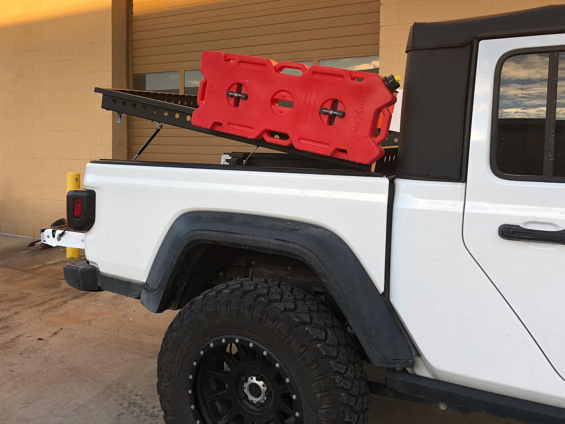 Jeep Gladiator JT Gladiator Upper Decker Hinged Cargo Basket Now Available! ACEJTUD-FF