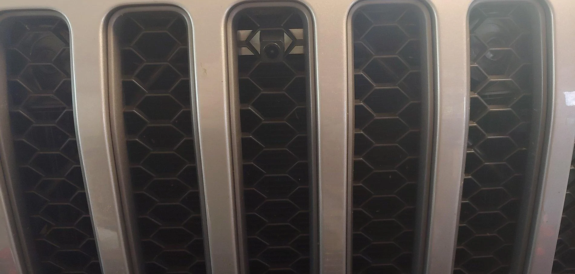Jeep Gladiator Who ordered front camera? 0929191642_HDR