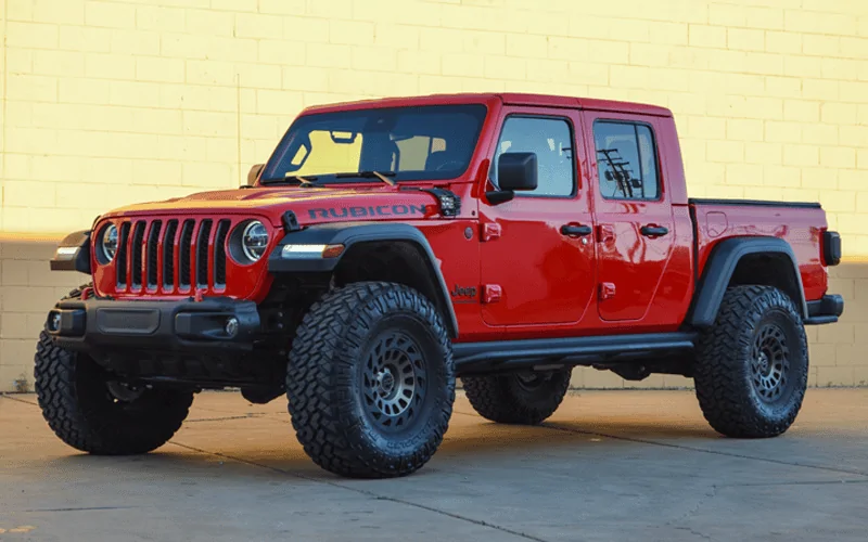 Jeep Gladiator Mopar Extended Performance Rock Rails Installed jt_rock_sliders_2_2000x