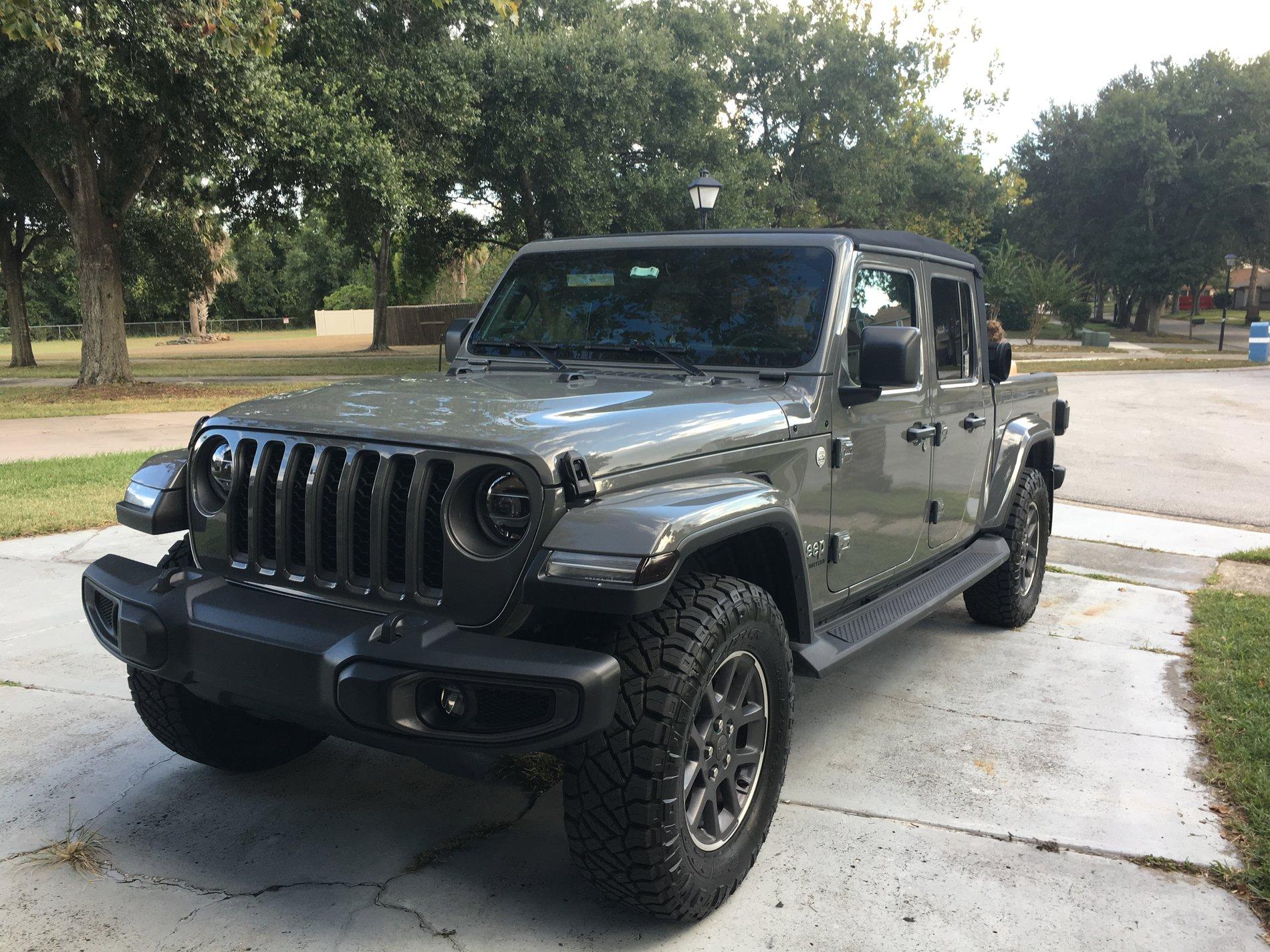 Jeep Gladiator STING GRAY Gladiator JT Club C95EA52A-DBA8-4560-8841-8C6B842B7D97