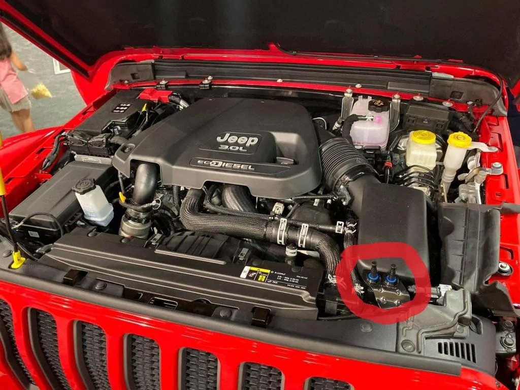 Jeep Gladiator Wrangler EcoDiesel debuts Sept 26! 70809106_10220848047893554_4672585313200111616_o