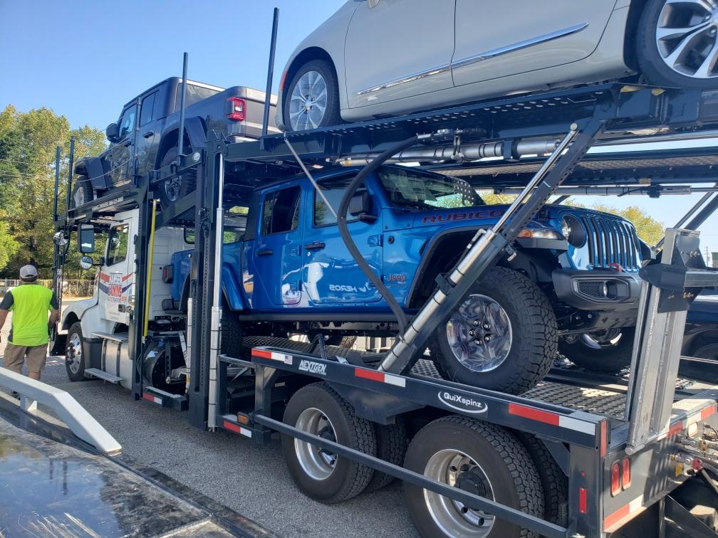 Jeep Gladiator HYDRO BLUE PEARL Gladiator JT Club DCC8D905-34F3-4C0B-9DAF-BEAA6192FA53