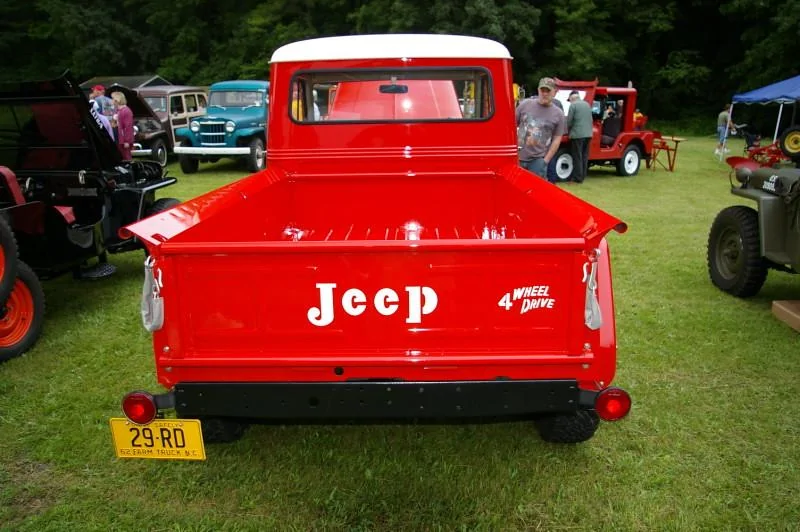 Jeep Gladiator Is the jt next? 1962 Jeep Truck