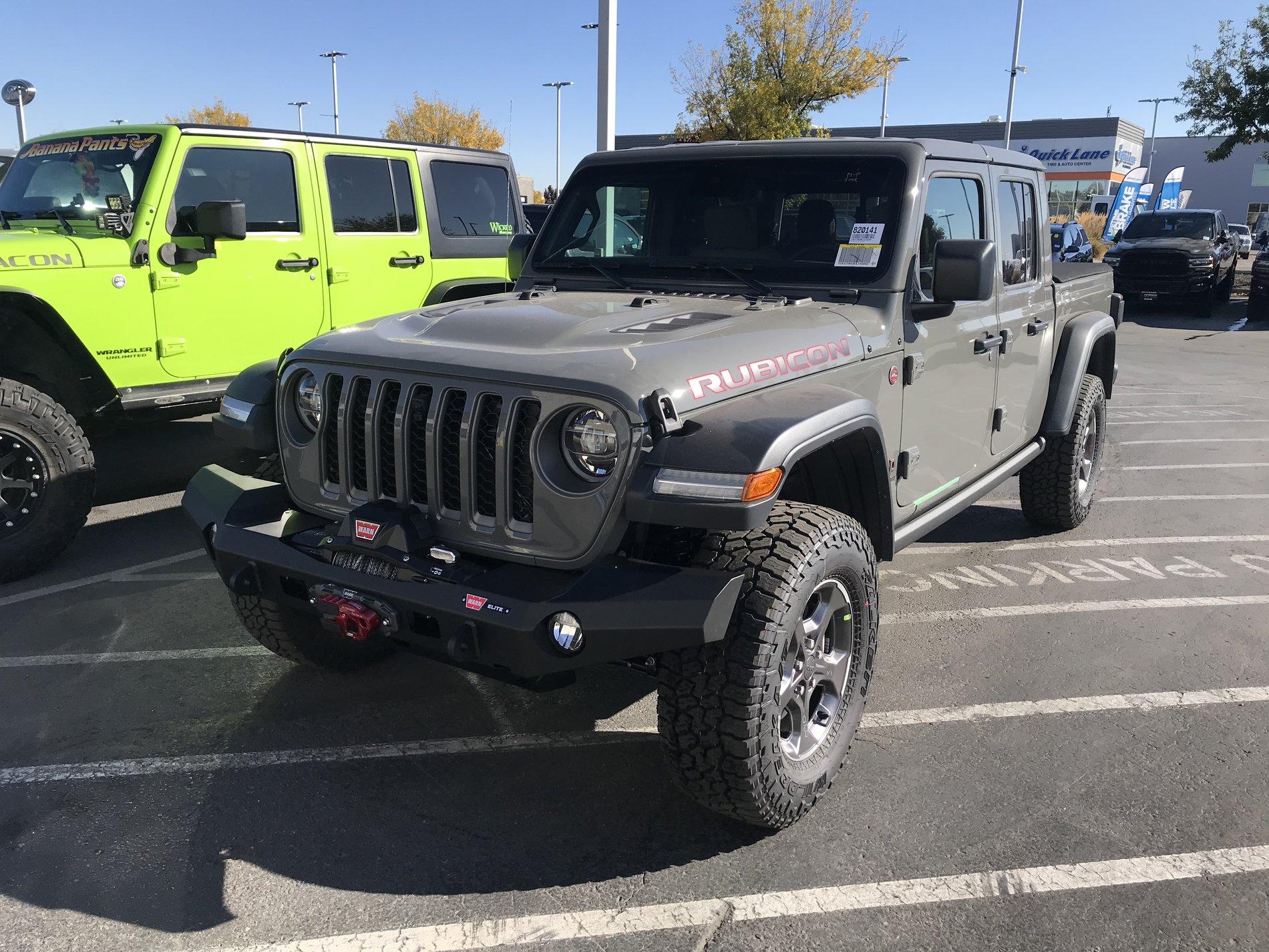 Jeep Gladiator STING GRAY Gladiator JT Club jee