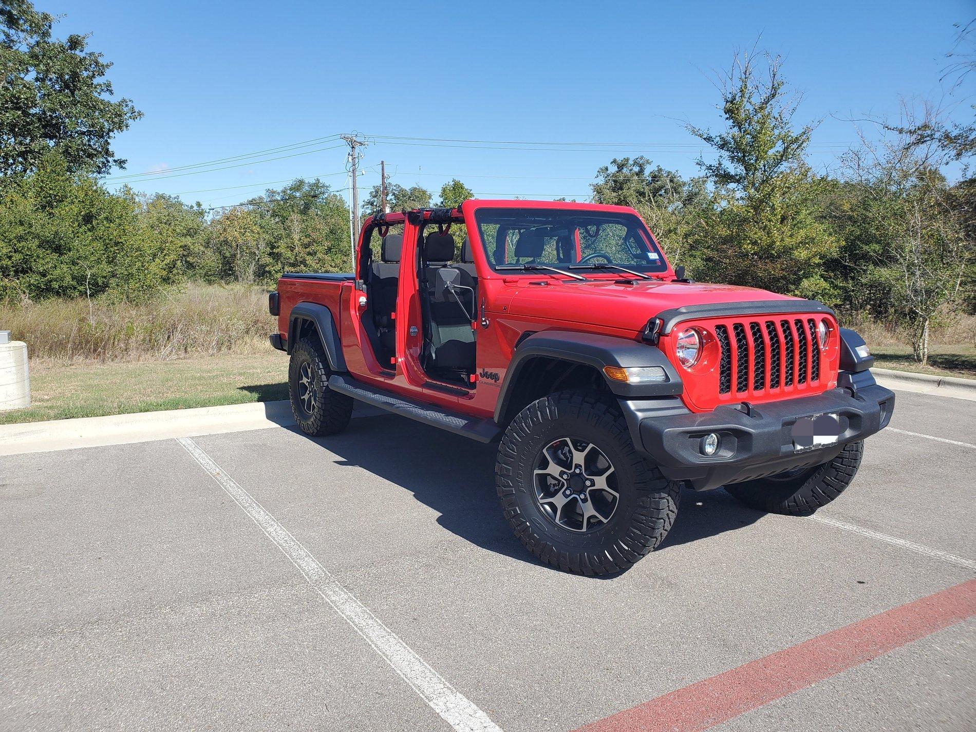 Jeep Gladiator First time ride in snow/ice 20191010_111635