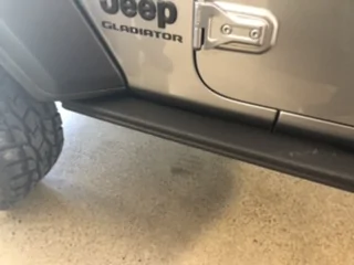 Jeep Gladiator Mopar Extended Performance Rock Rails Installed F55ED1FE-4F9F-478E-A336-6078F83C5D47