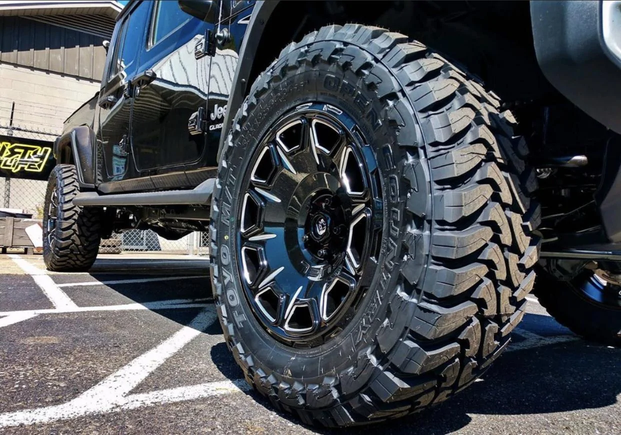 Jeep Gladiator BLACK Gladiator JT Club 59C14BA4-80C2-4A69-8E56-8E0B0AEAF21A