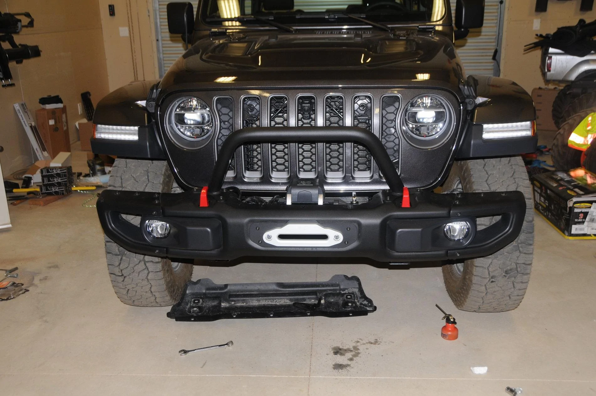 Jeep Gladiator KayakMike's Granite Crystal Metallic LE Build DSE_3315