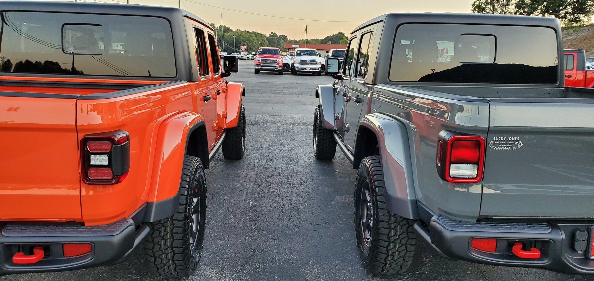 Jeep Gladiator STING GRAY Gladiator JT Club 20191010_185751