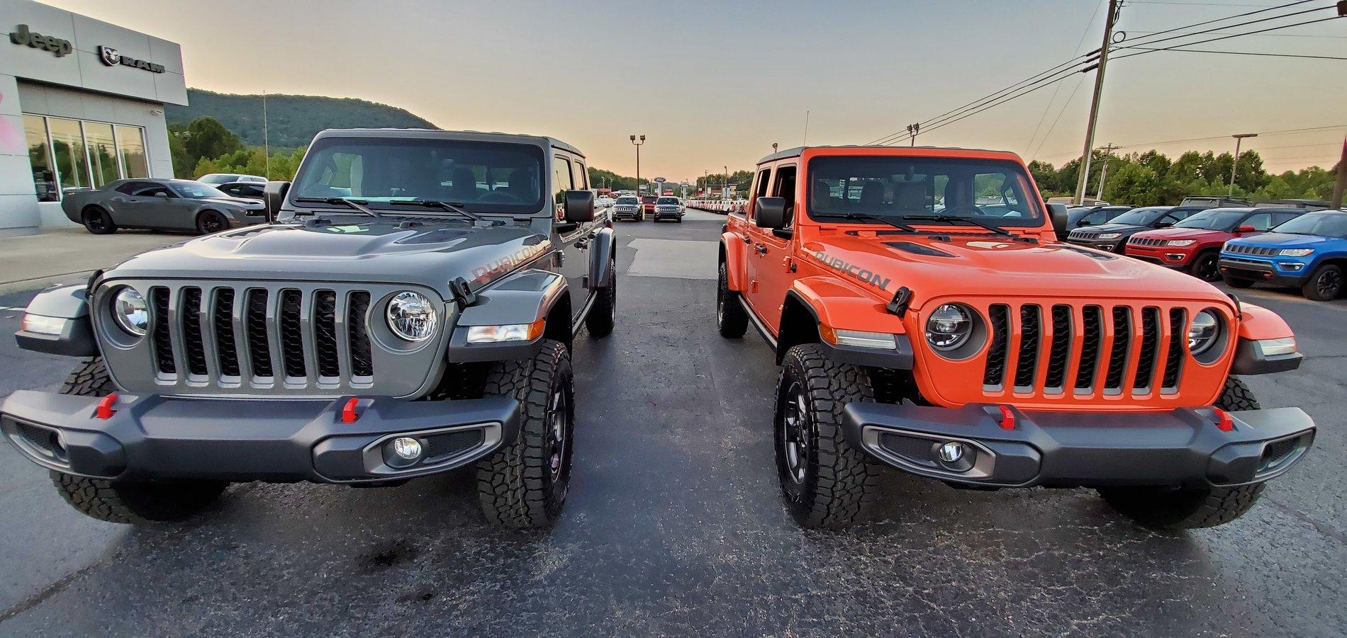 Jeep Gladiator STING GRAY Gladiator JT Club 20191010_185806