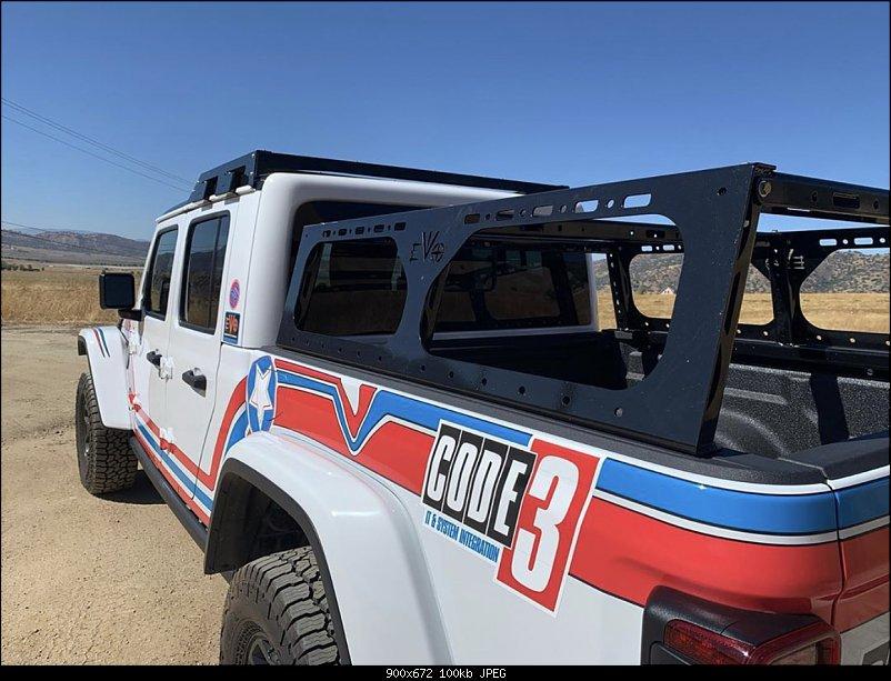 Jeep Gladiator 'Retro' Graphics Option? 56BBFF99-F633-45F0-BAC7-FAA451361379