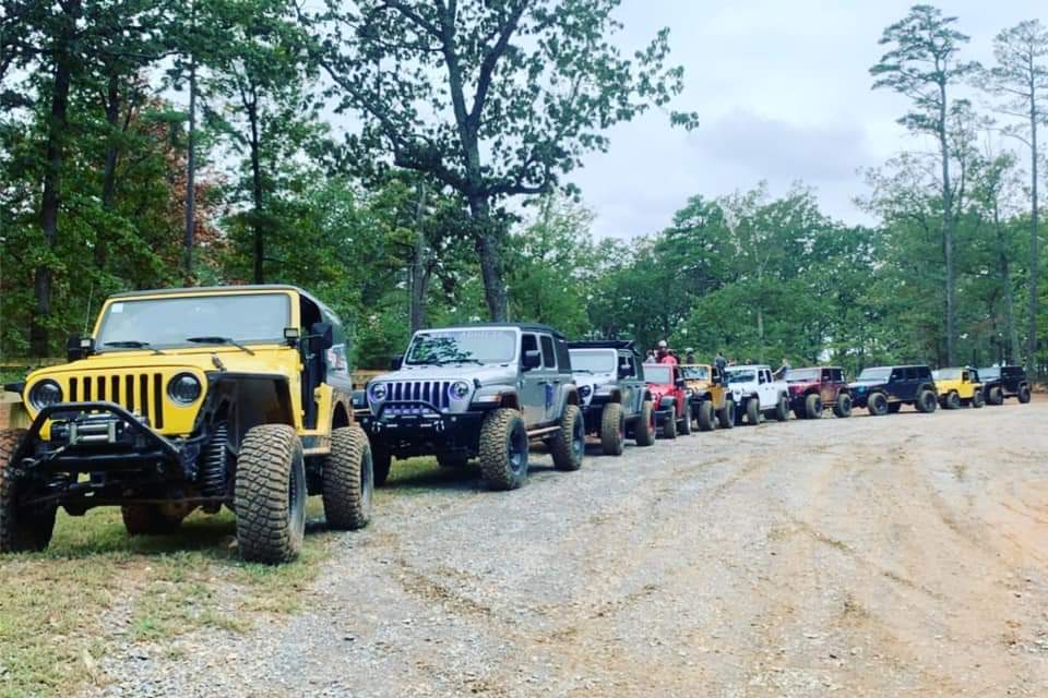 Jeep Gladiator Jeeps Parking Next To Jeeps FB_IMG_1570487501576