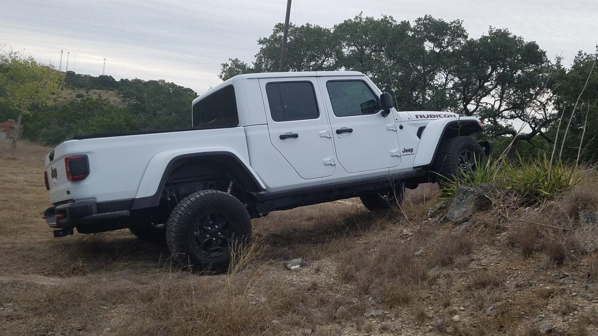 Jeep Gladiator Where do you park your Gladiator 20191012_083758(0)[1]