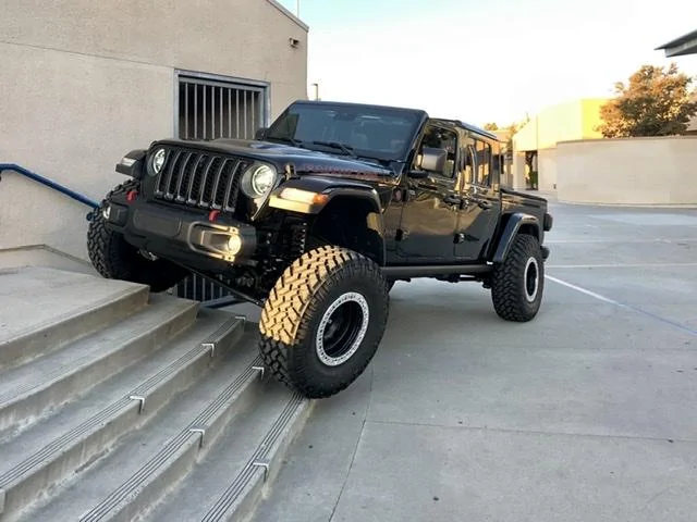 Jeep Gladiator Gladiator Flex pictures 0DB540A2-4F65-4DB6-9FB0-5D6DB3BF065A