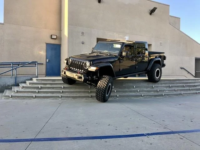 Jeep Gladiator Gladiator Flex pictures A521E15D-7B8F-47C7-AD52-A649FC425CC5