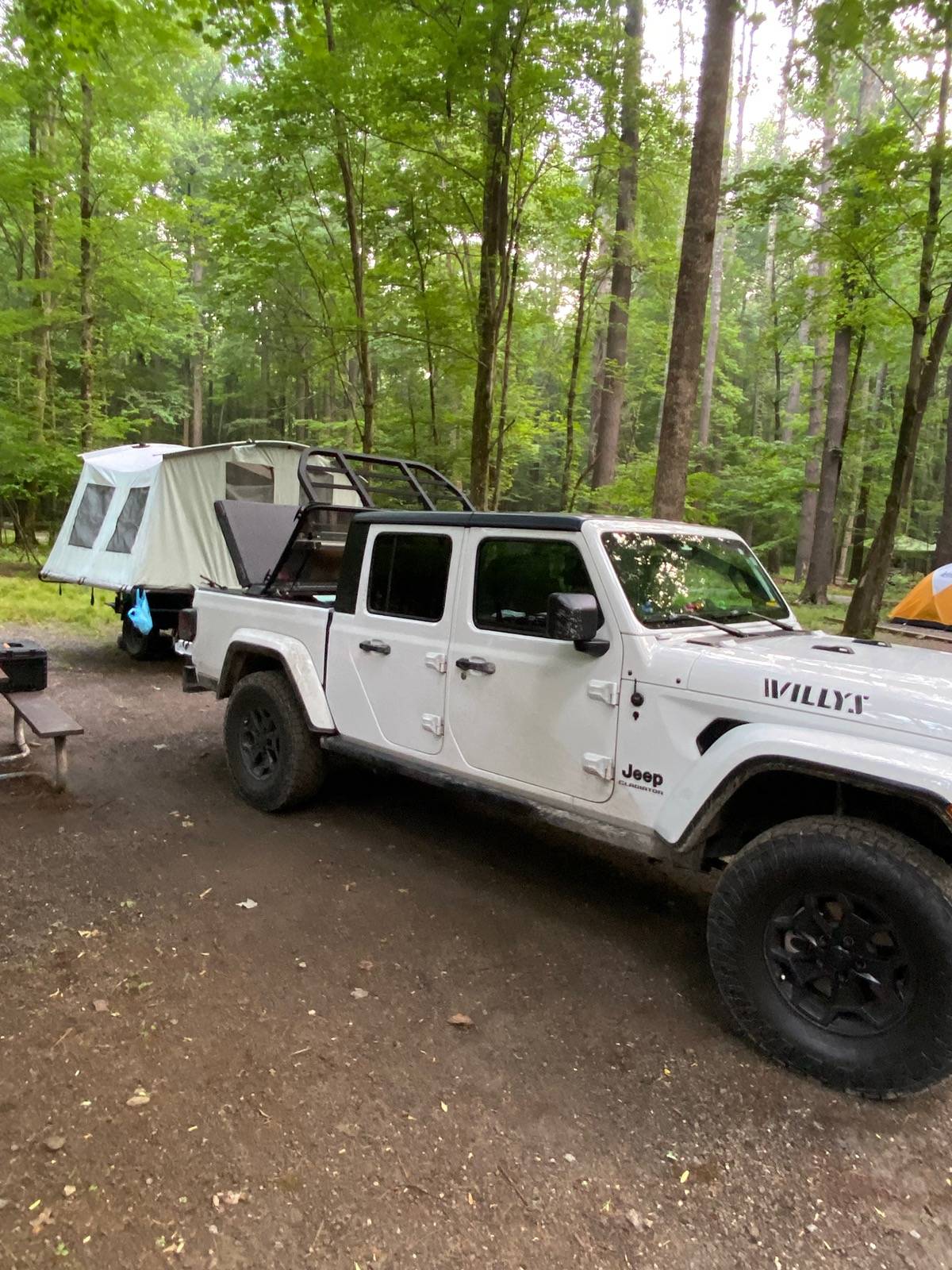 Jeep Gladiator Show us what camper / trailer / RV you're towing with your JT IMG_4880