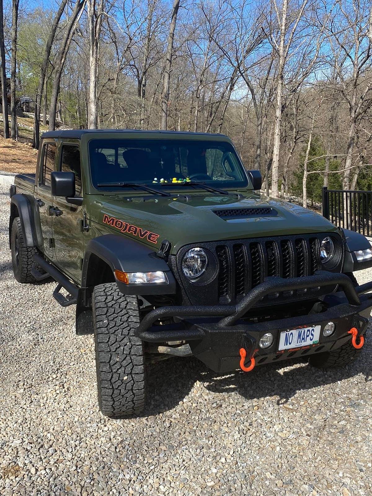 Jeep Gladiator Retirement Edition Mojave. No Maps