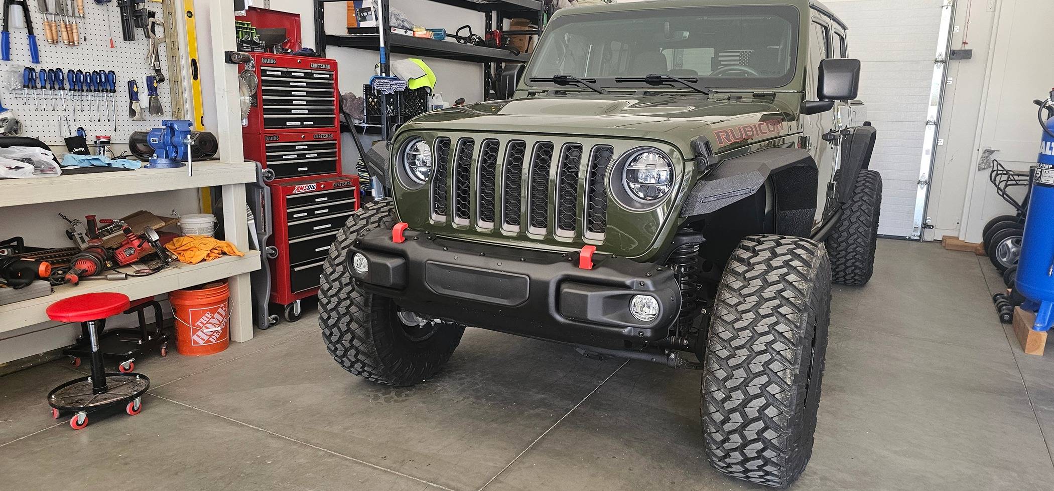 Jeep Gladiator 10th Anniversary Bumper 20240409_155808
