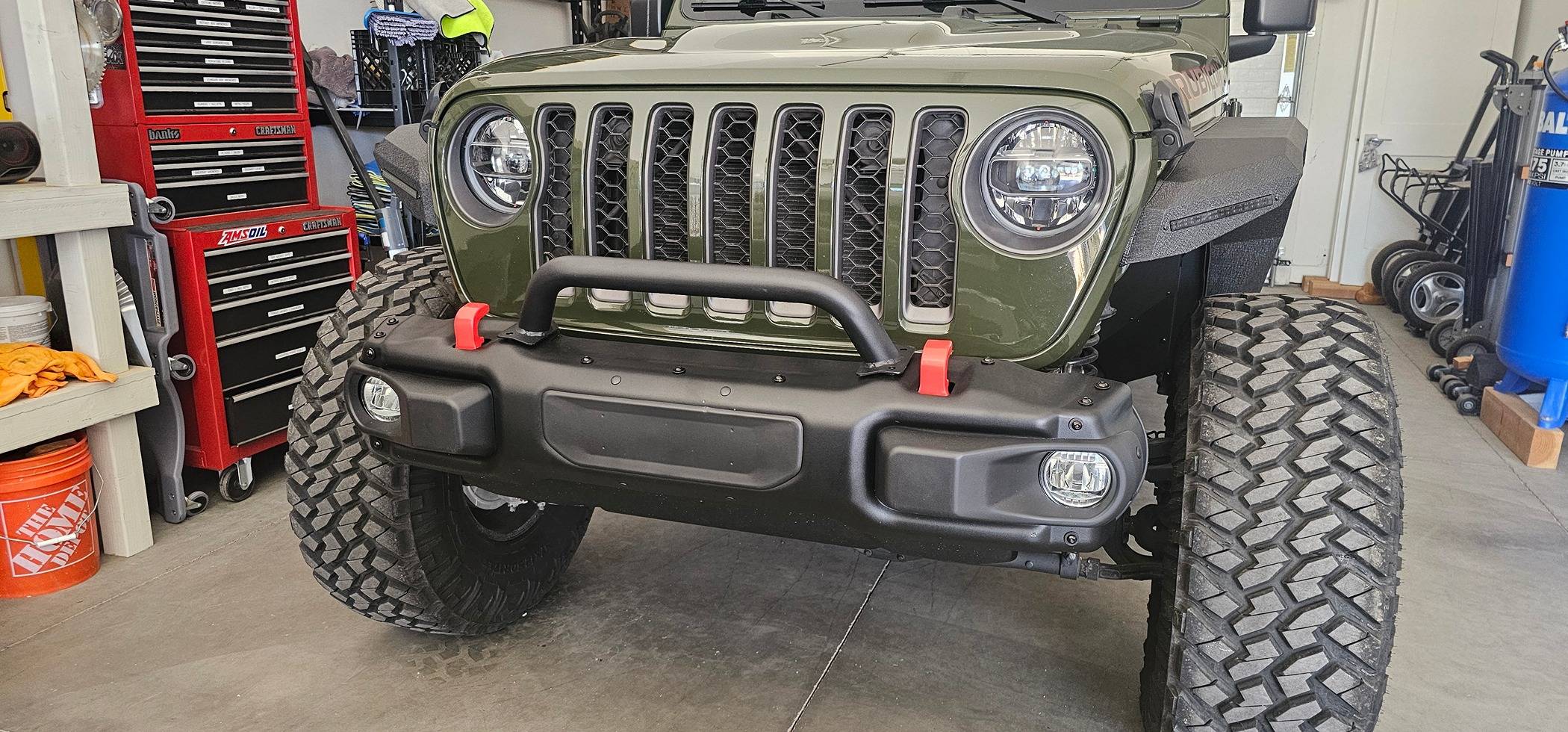 Jeep Gladiator 10th Anniversary Bumper 20240409_155834
