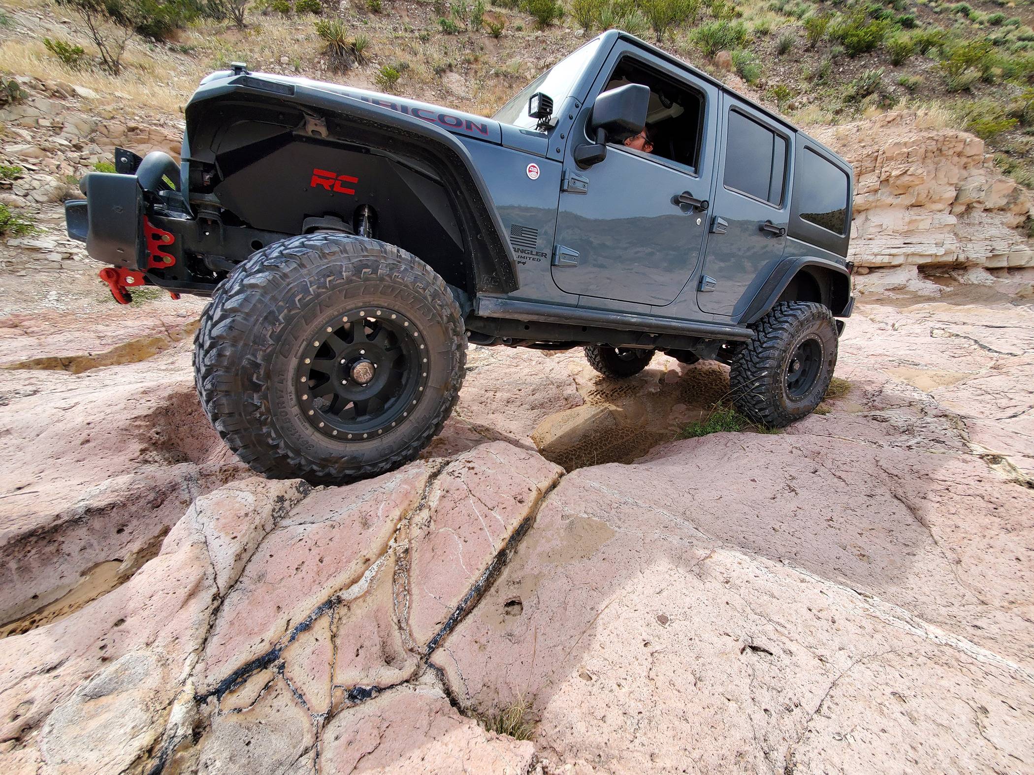 Jeep Gladiator Rough Country Lift Kit?... Do or Don't?? 20221014_114100