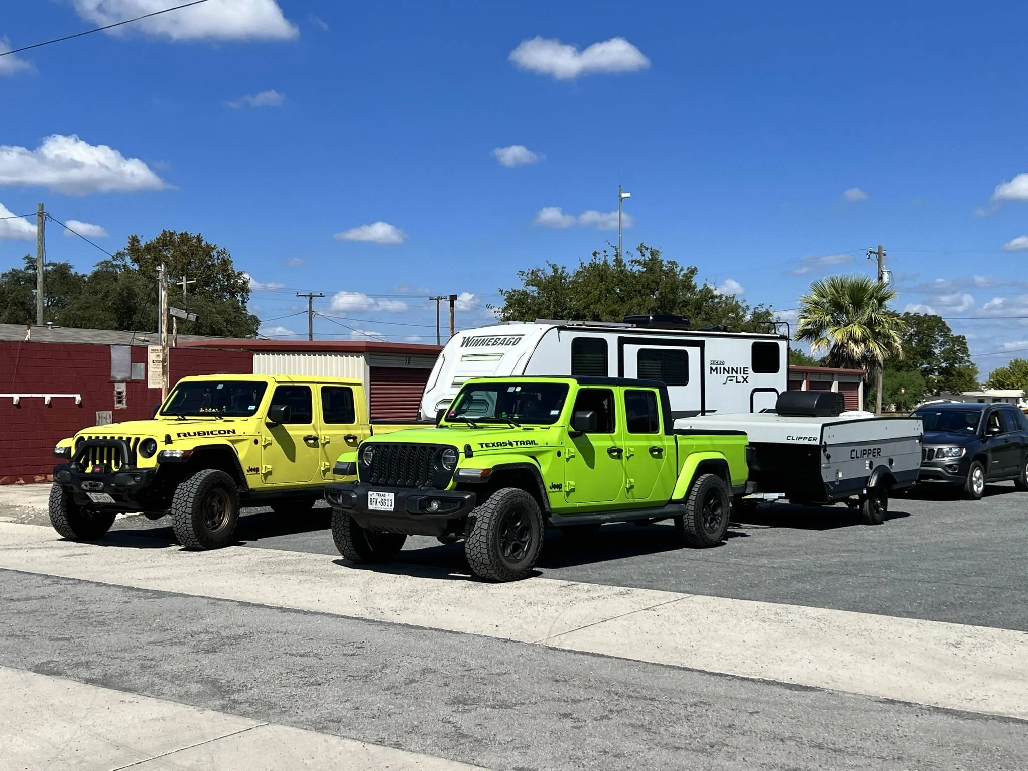 Jeep Gladiator Show us what camper / trailer / RV you're towing with your JT 0D152D64-1843-428E-A7F8-3F128B135A84