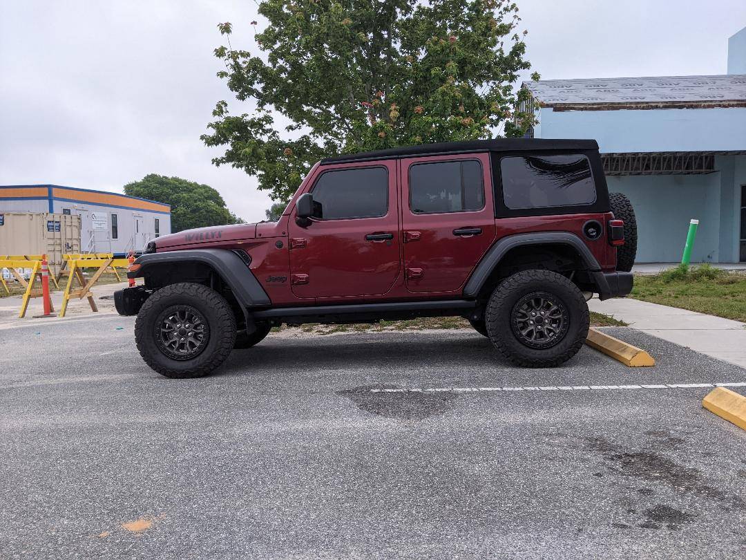 Jeep Gladiator Retirement Edition Mojave. 1712759026949-a6