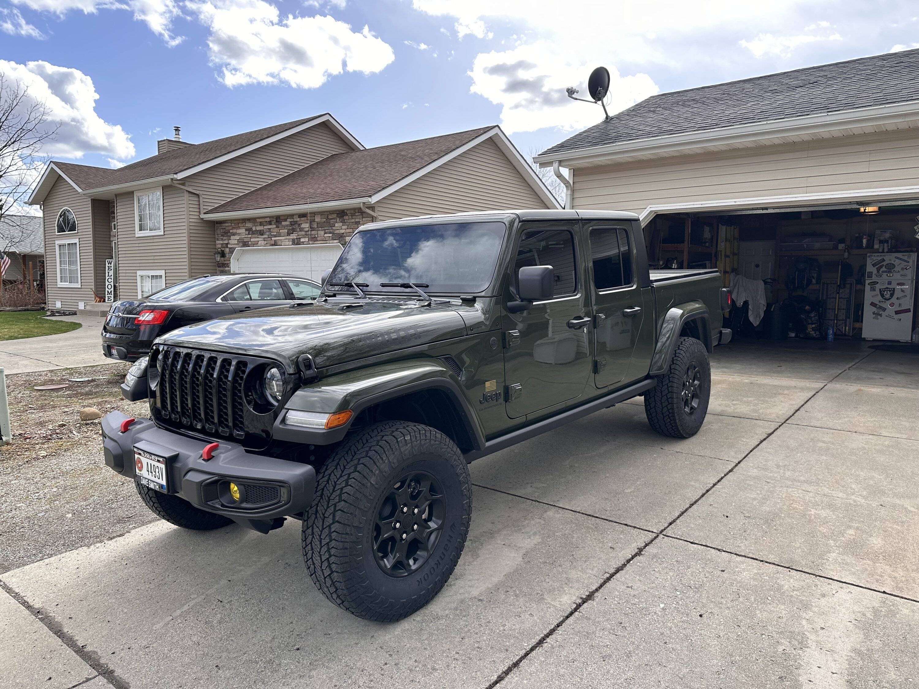Jeep Gladiator Tinted the windshield IMG_1253