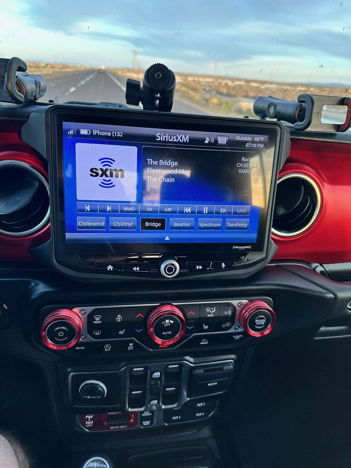Jeep Gladiator 21 Gladiator Rubicon "Luna" Build 1712838901014-hu