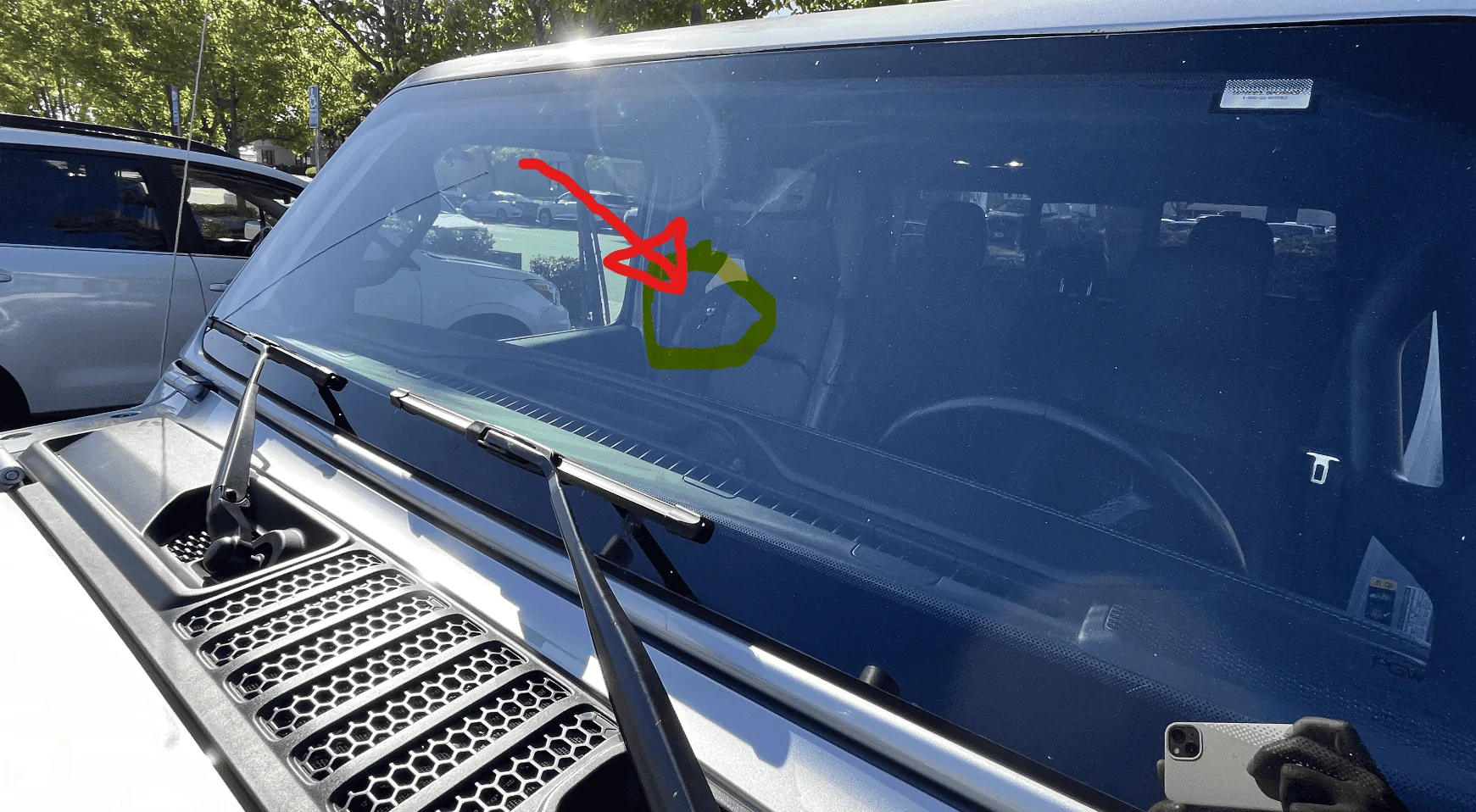 Jeep Gladiator Joined the cracked windshield club... Screenshot 2024-04-08 130947