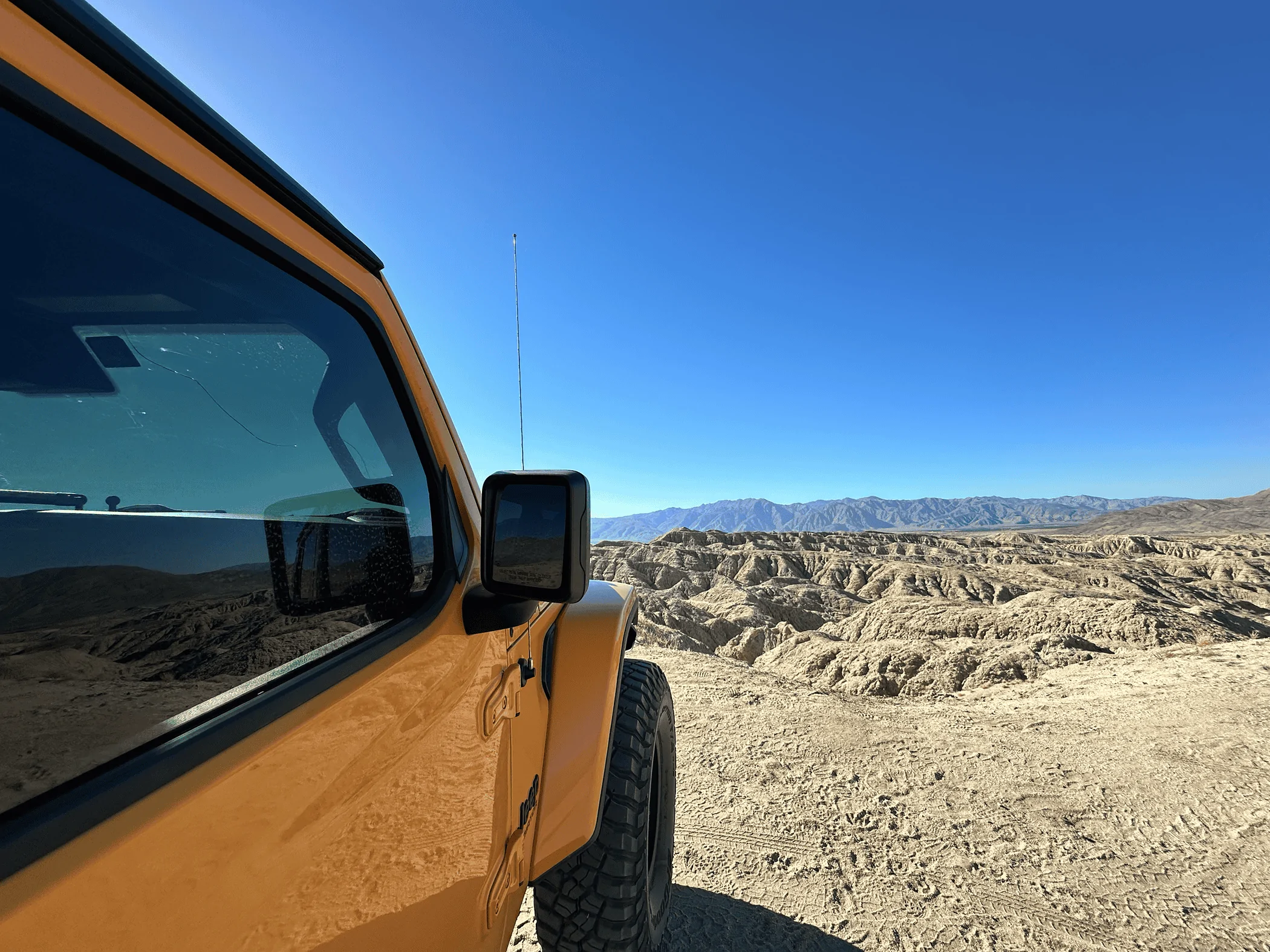 Jeep Gladiator Tinted the windshield tempImage90Qy4J