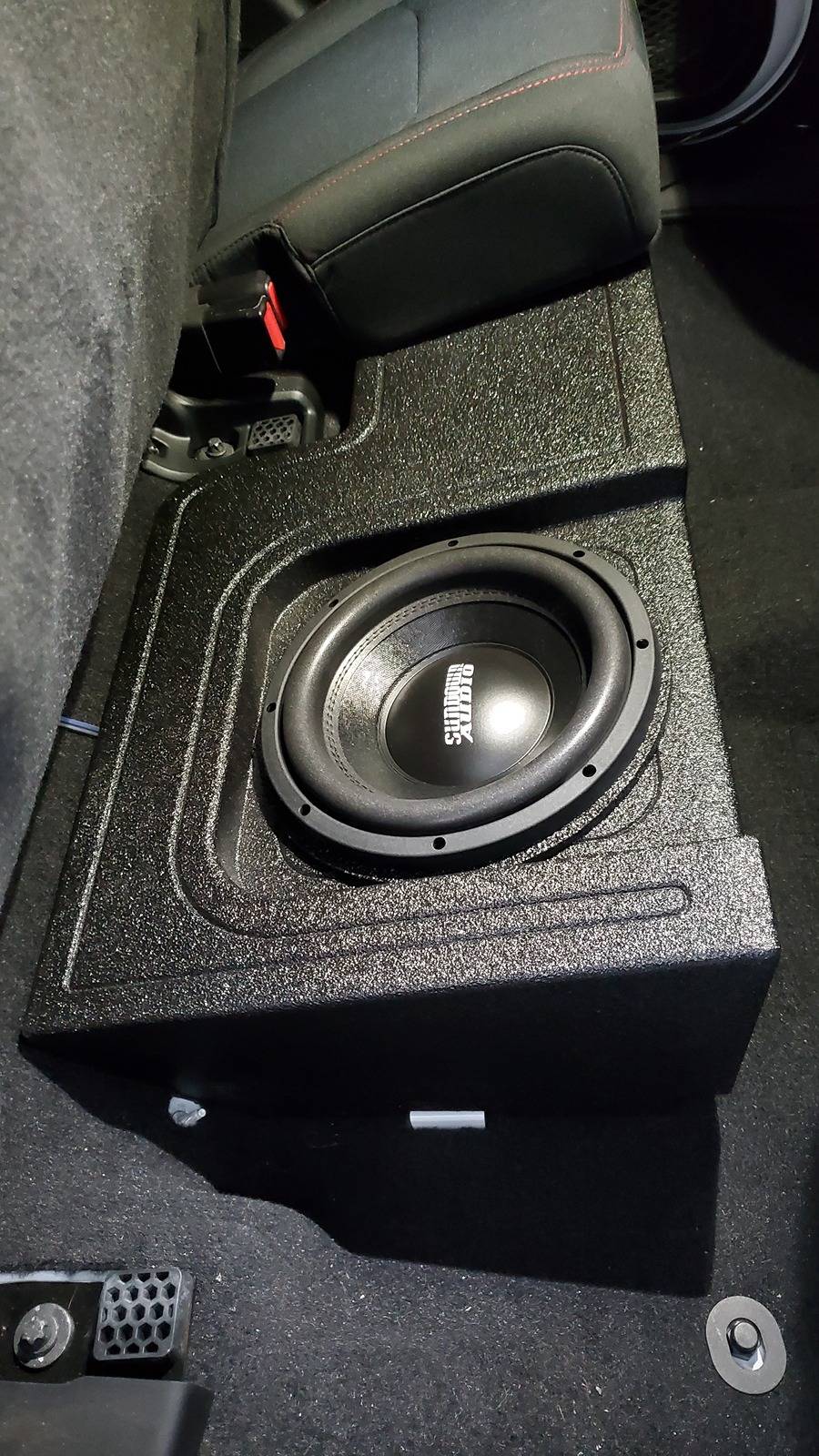 Jeep Gladiator Why is it so hard to find a subwoofer box for these things? 20230221_155436