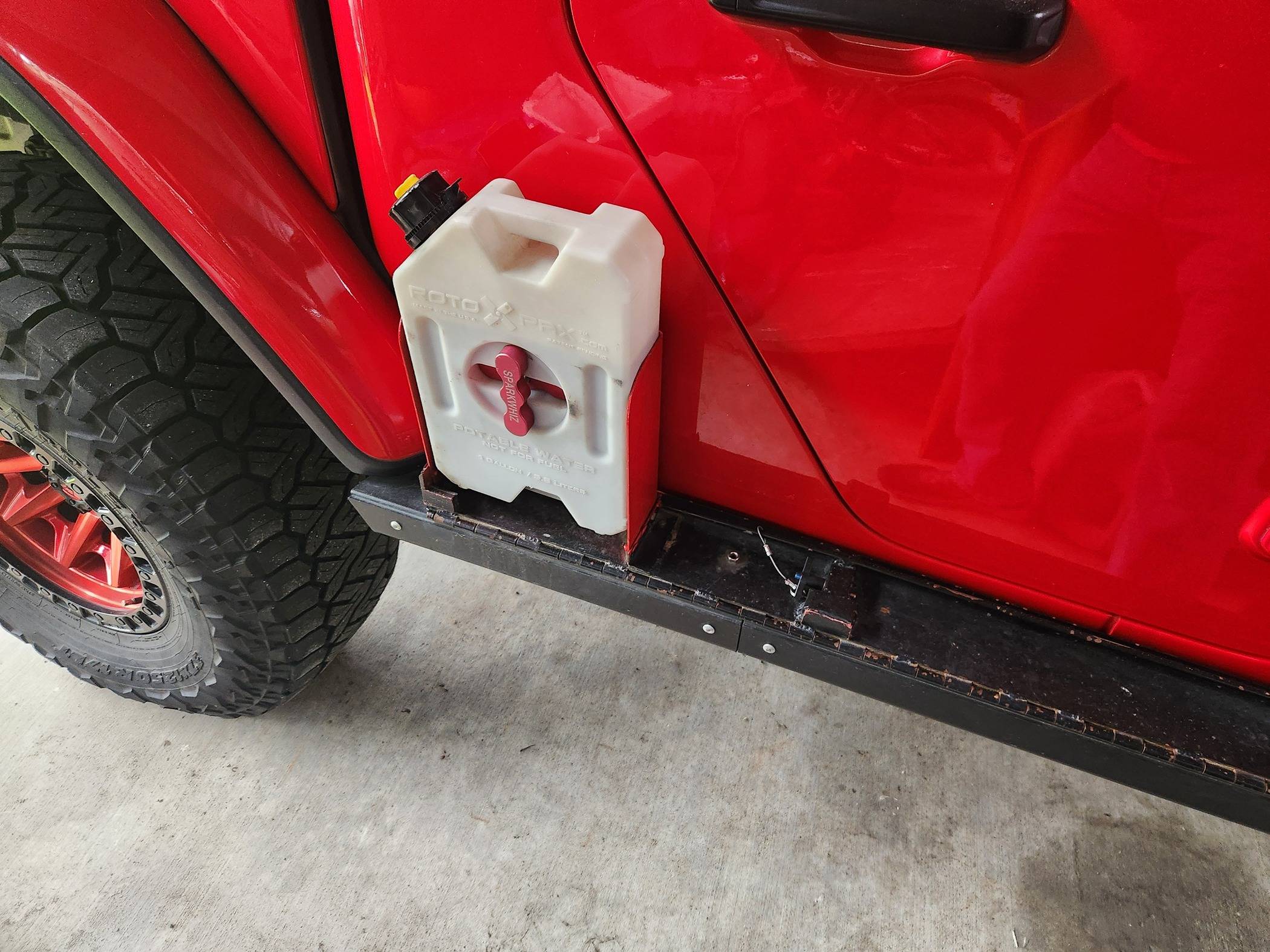 Jeep Gladiator Steps or Sliders....hhhmmm 20240412_112153