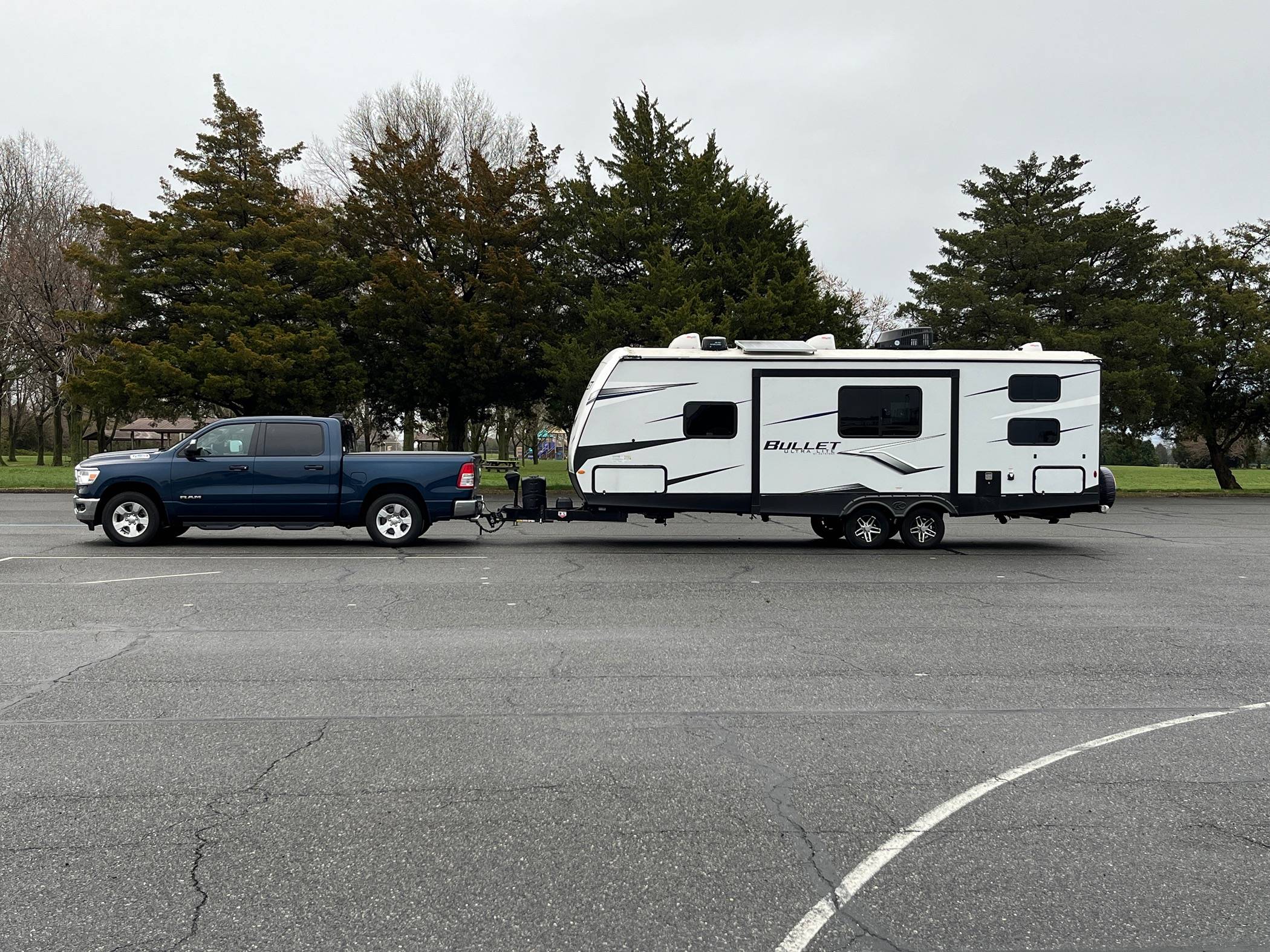 Jeep Gladiator Show us what camper / trailer / RV you're towing with your JT IMG_3436