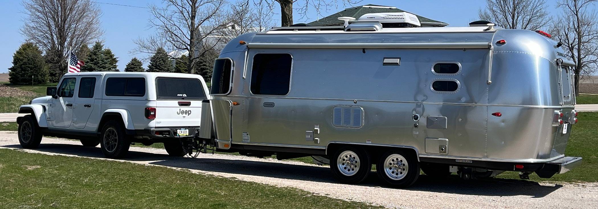 Jeep Gladiator Show us what camper / trailer / RV you're towing with your JT IMG_5185.JPG