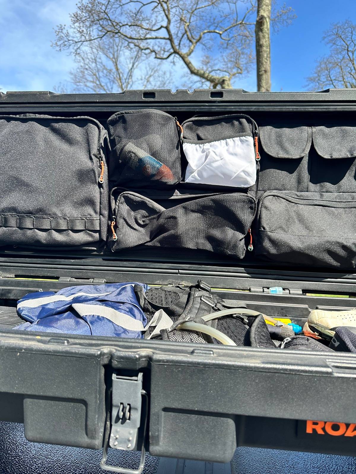 Jeep Gladiator Kbvoodoo Pro rack with 83L Roam storage bin with mounting kit $900 (1st edition steel) IMG_1297