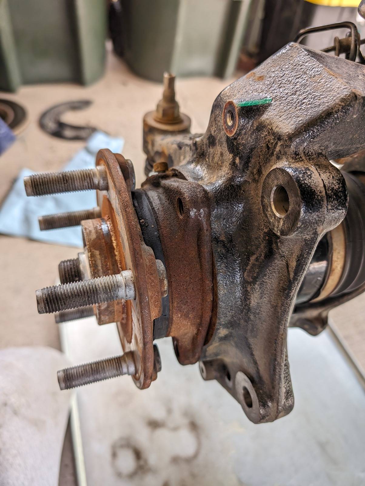 Jeep Gladiator Unable to remove Axel PXL_20240405_164404331