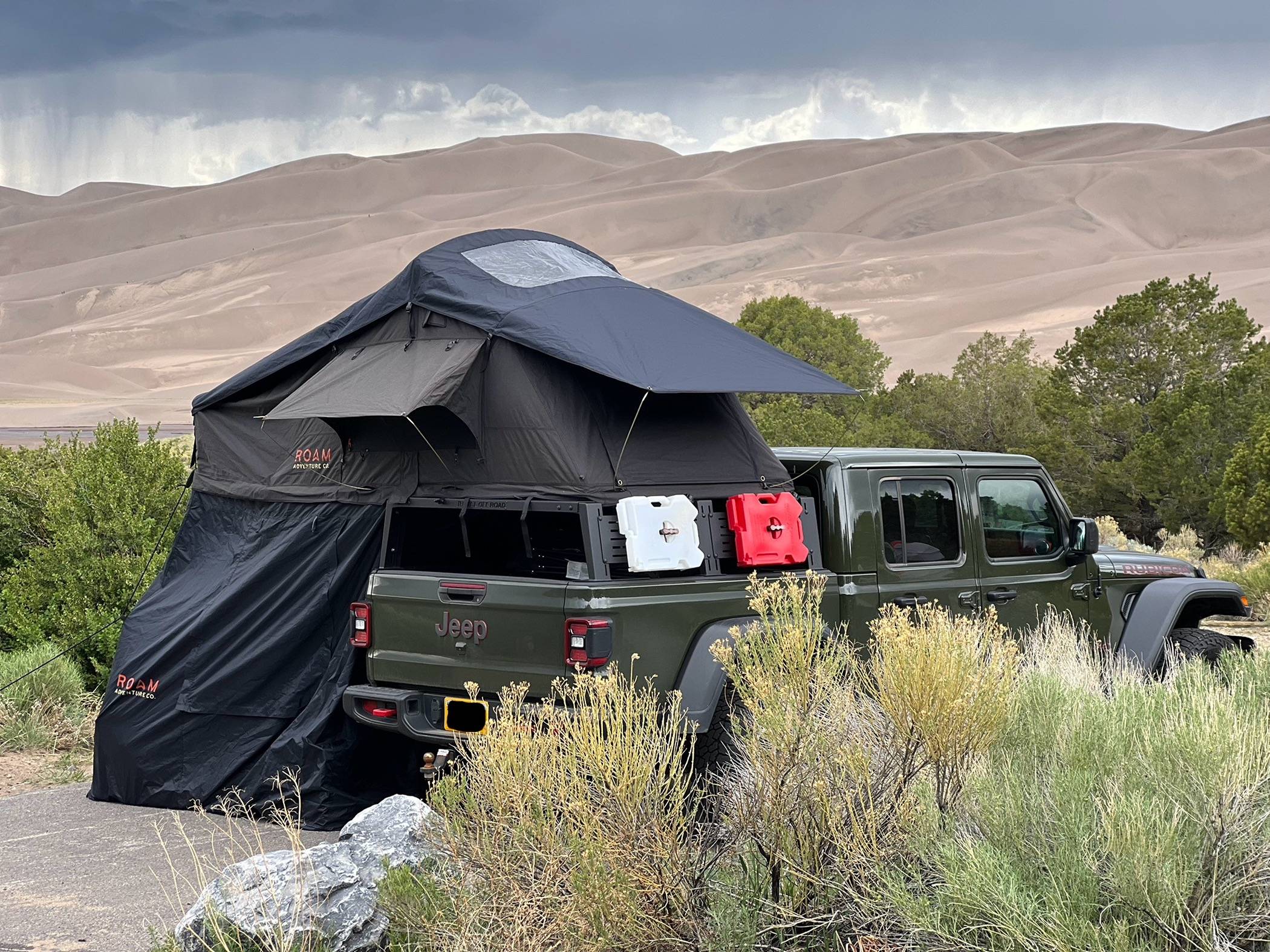 Jeep Gladiator Alu-Cab Contour Canopy Roll Call - not Camper Sand dunes