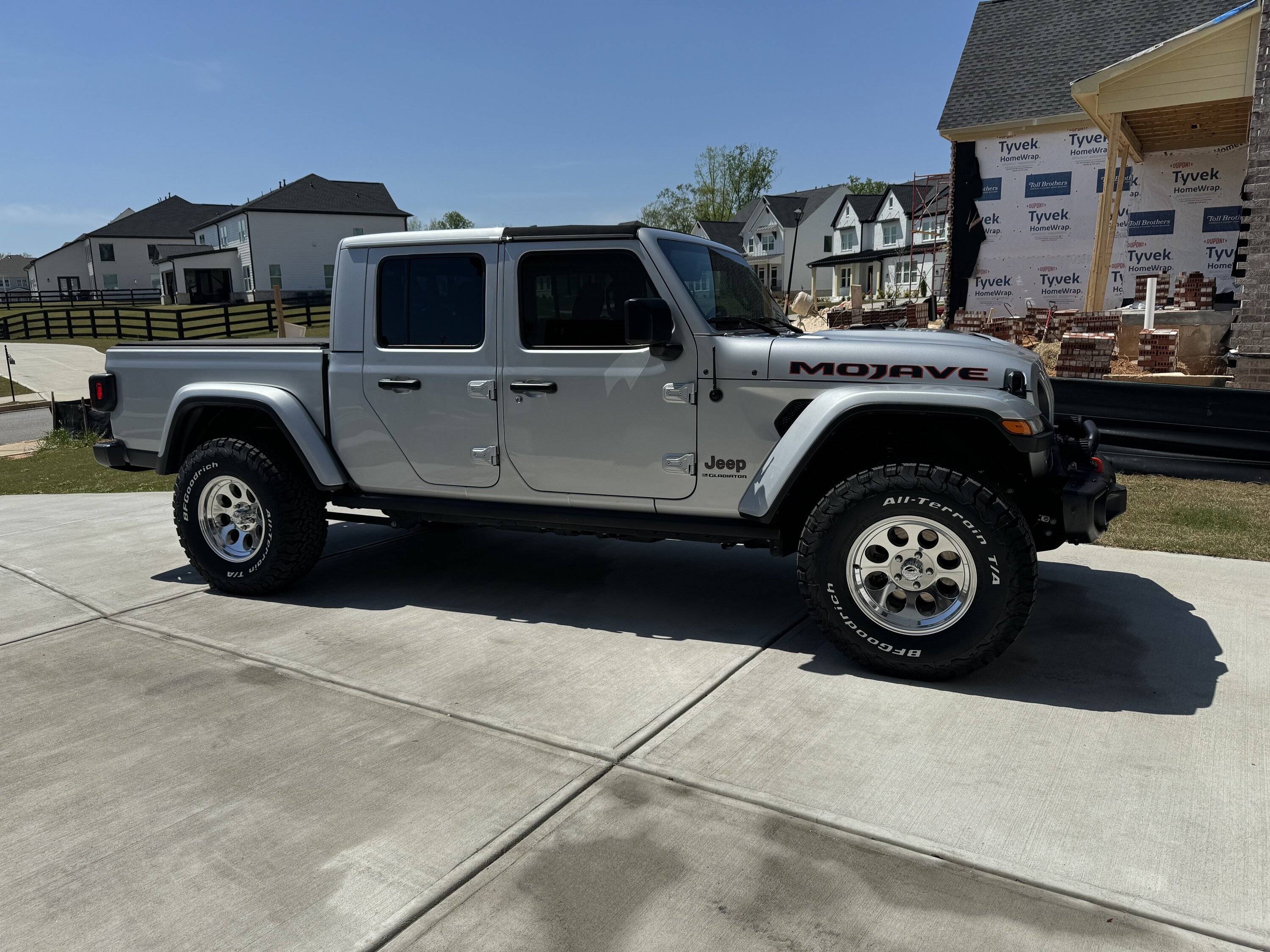 Jeep Gladiator Excited about new shoes…and hello from north GA IMG_2619