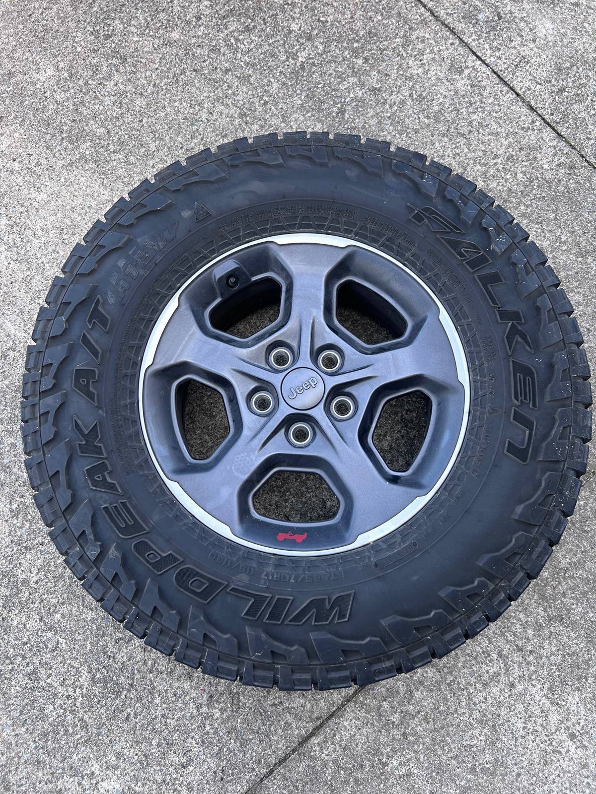 Jeep Gladiator STILL Looking for stock tires! All season spares, steel spare rims IMG_6165