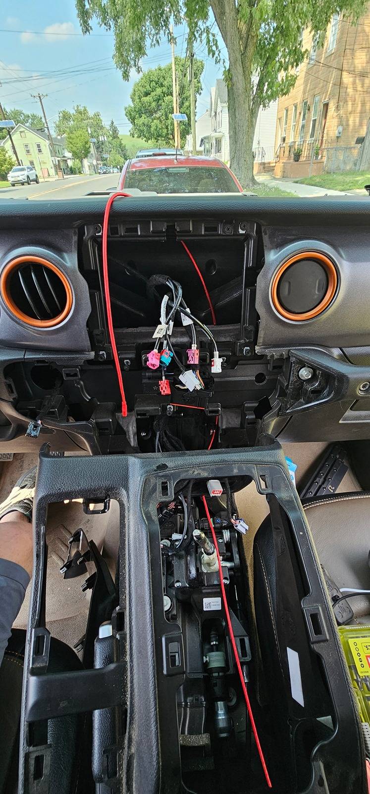 Jeep Gladiator Usbc flush for iPhone 20230726_144807[1]