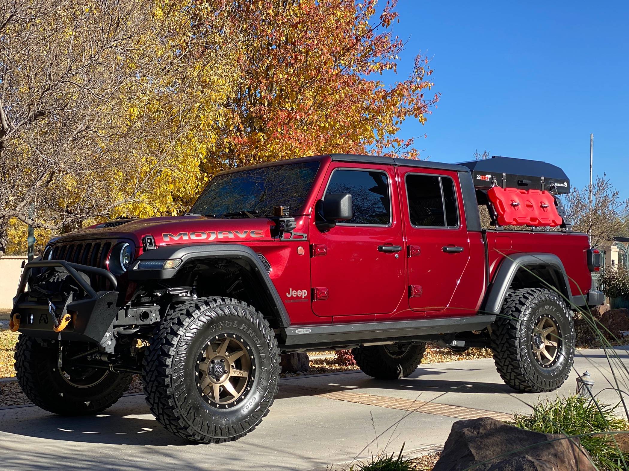 Jeep Gladiator JCR bed side molle panel IMG_5939