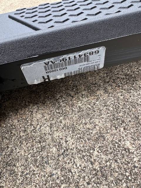 Jeep Gladiator Mopar 82215608 Side Steps for 20-24 Jeep Gladiator JT IMG_7844