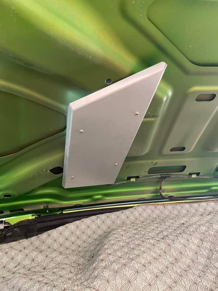 Jeep Gladiator Rubicon hood vents IMG_0045