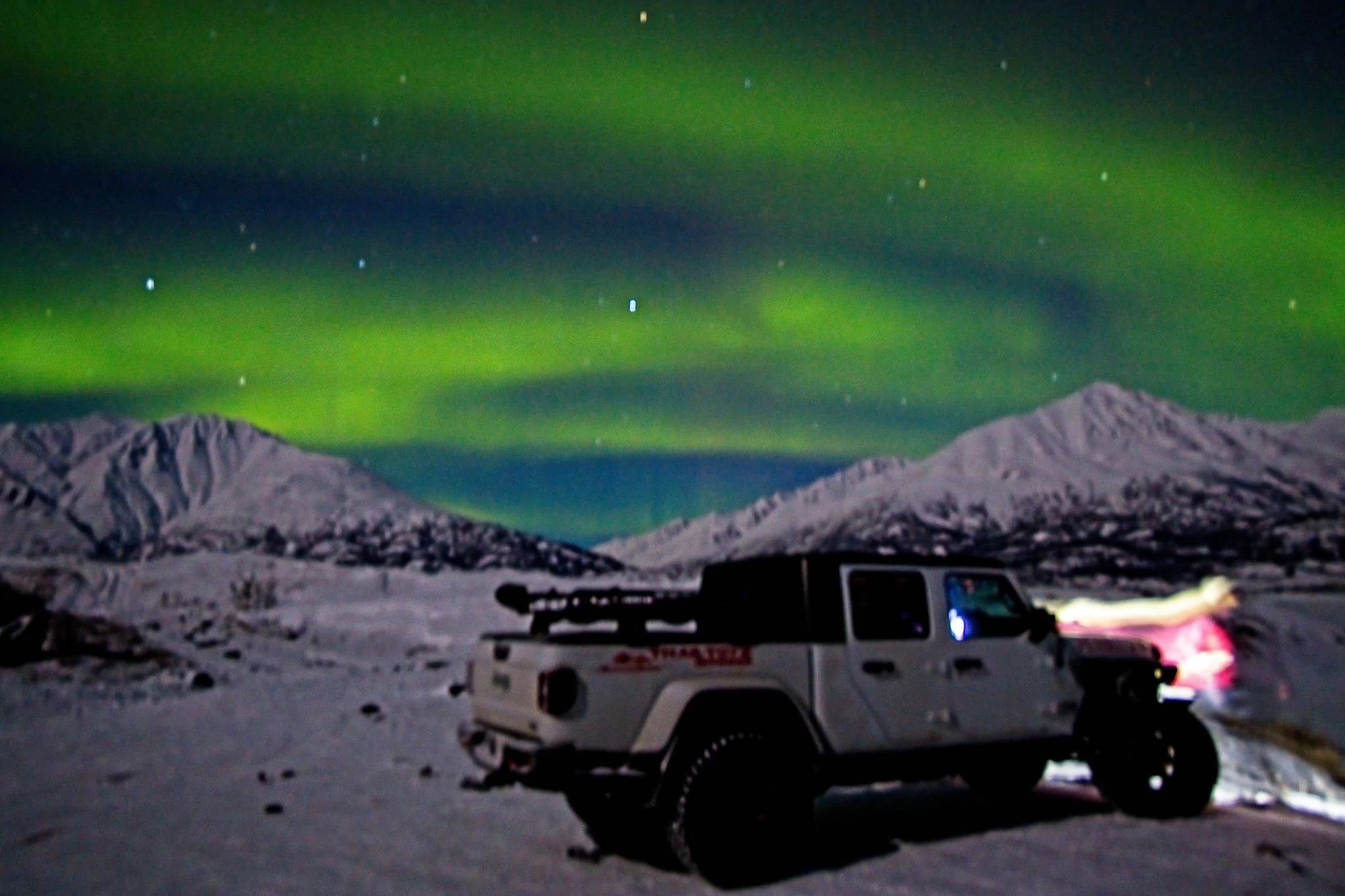 Jeep Gladiator Alaska Aurora